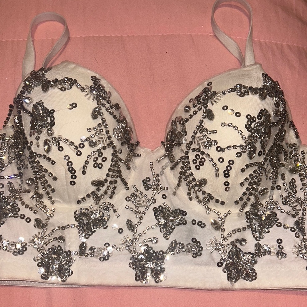 This is a nice top to go out in